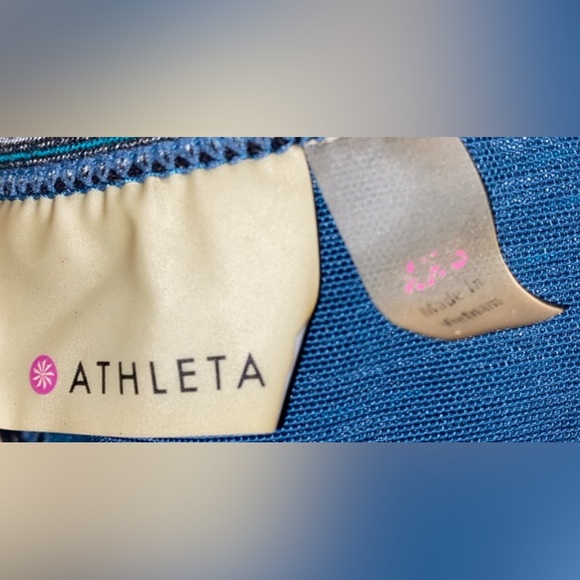 ATHLETA BLUE SPORTS WEAR TOP - Picture 4 of 4